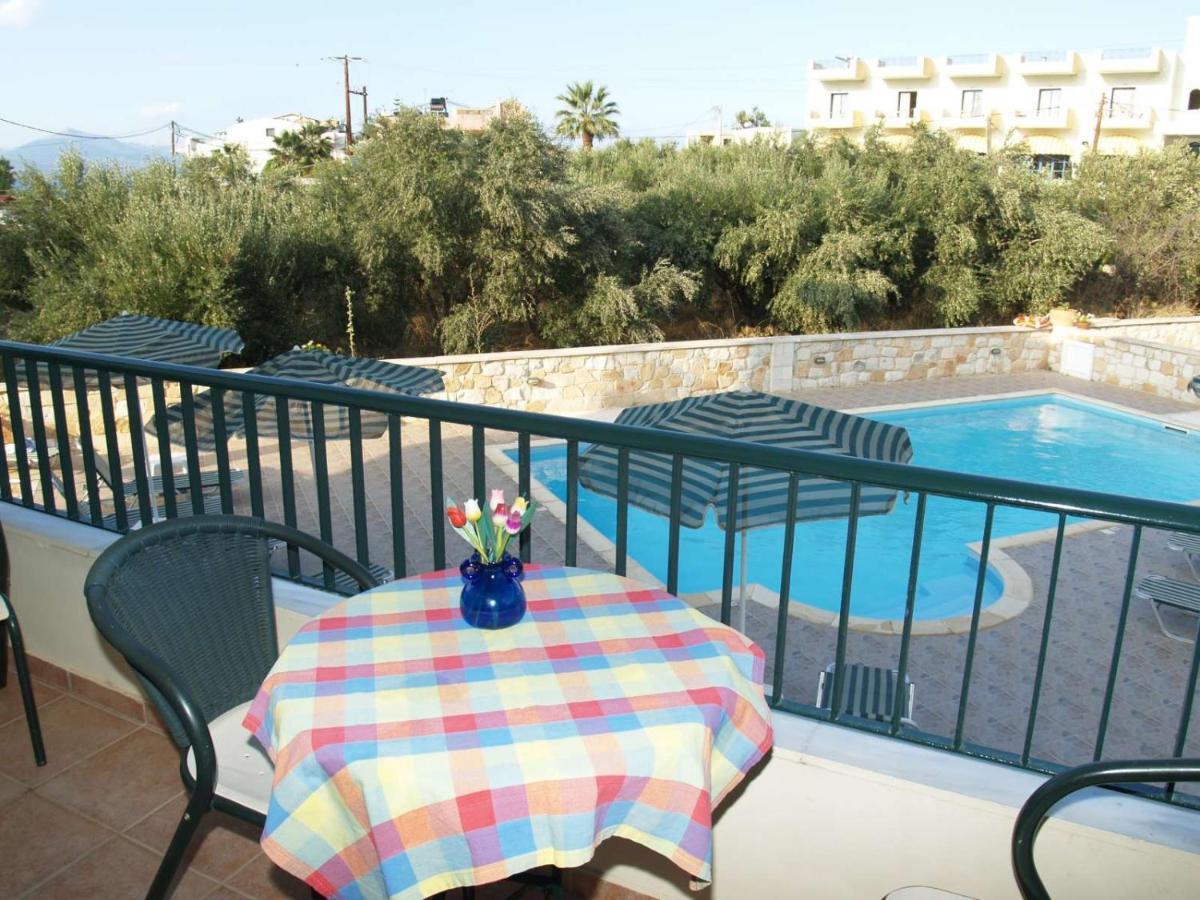 Irida -ex Blazis House Daire Almirida