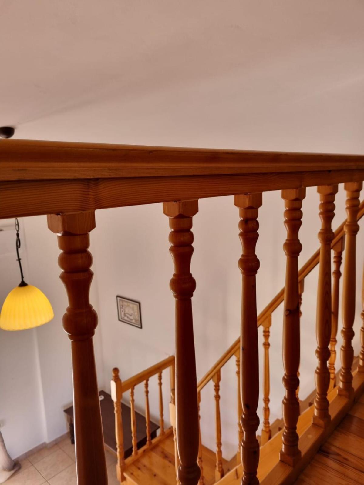 Irida -ex Blazis House * Almirida