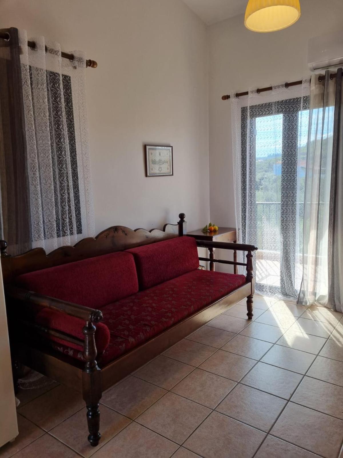 Daire Irida -ex Blazis House Almirida